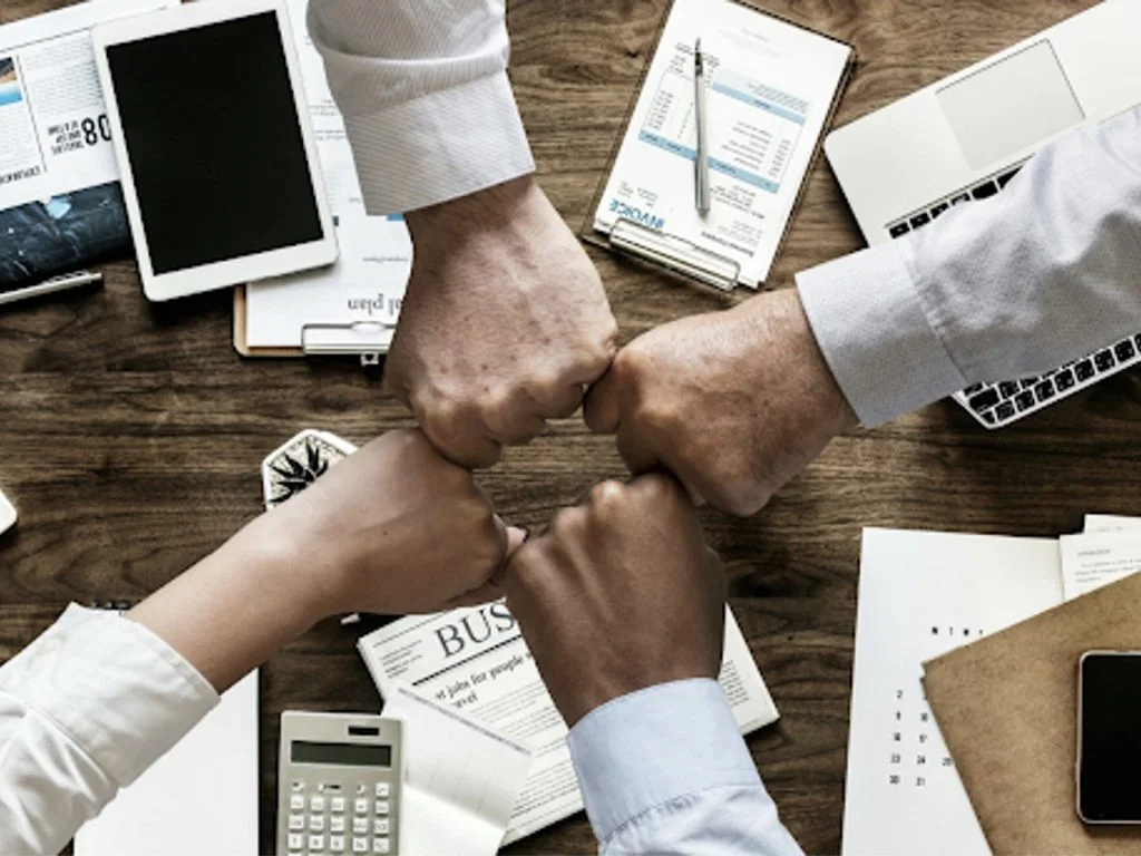 Finance Professional Explains Why Traditional Investors Shun Crypto